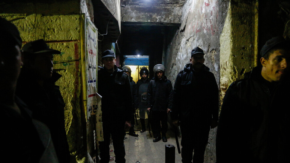 مصر.. أب يذبح طفلته ذات الـ3 أعوام