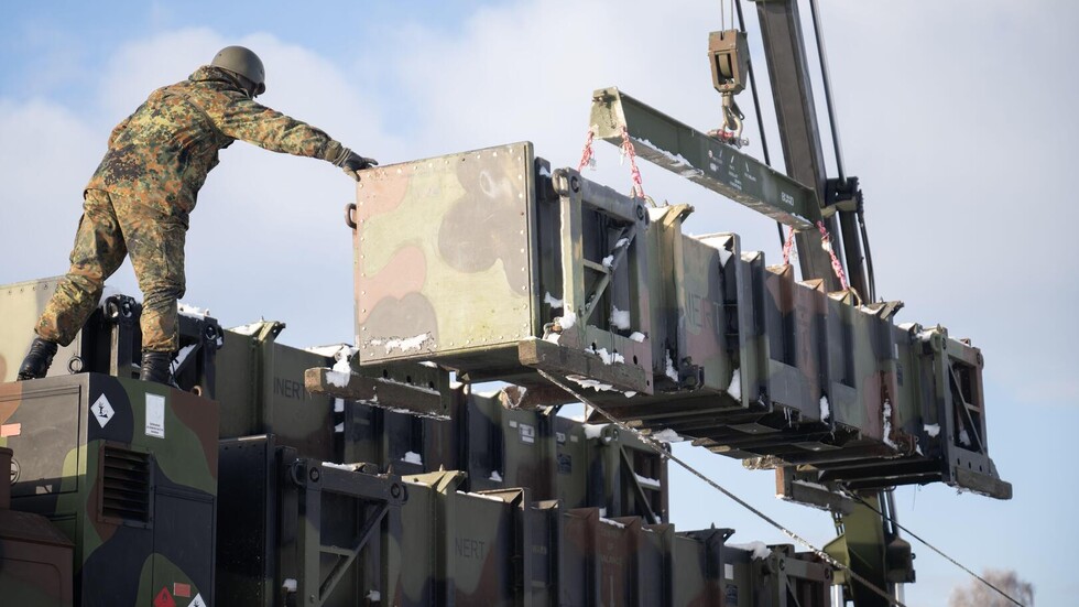 صحيفة: صواريخ 