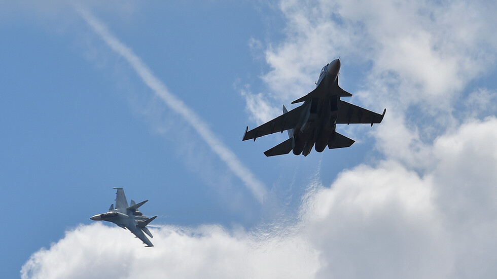 خبير عسكري يكشف دلالات تدمير الجيش الروسي لقطار أسلحة 