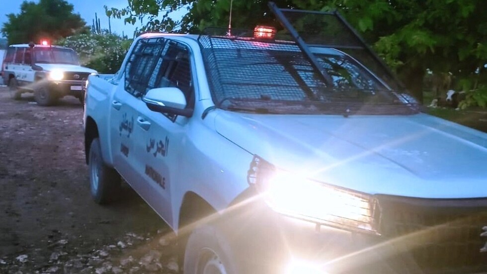 تونس.. الإدارة العامة للحرس تصدر بيانا عقب تداول فيديو لاعتداء مهاجرين من جنوب الصحراء على أمنيين