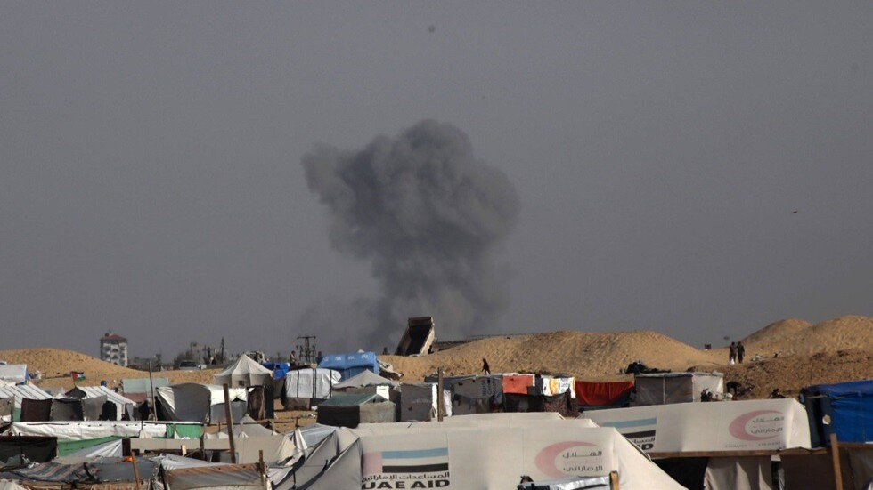 مصر تجدد تحذيرها لكل الأطراف من تداعيات التصعيد برفح الفلسطينية