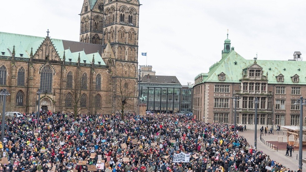 ماسك يؤكد وجود نوايا عند البعض لإشعال "محرقة البشرية" ودور الذكاء الاصطناعي فيها وافتعال الأوبئة
