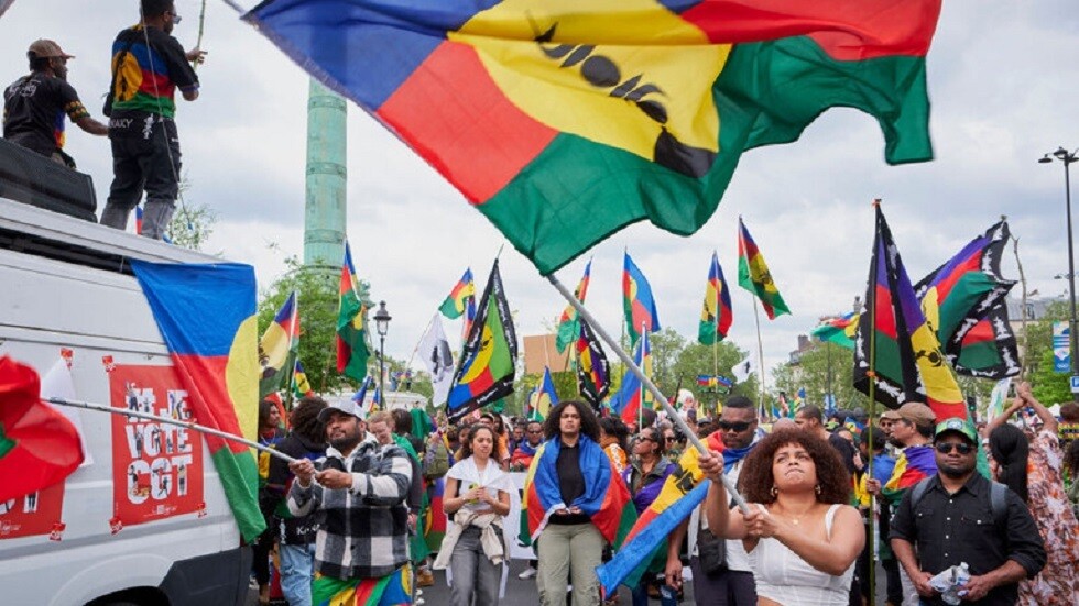 ممثل الدولة الفرنسية في كاليدونيا الجديدة: السيطرة على العديد من المناطق "لم تعد مضمونة"