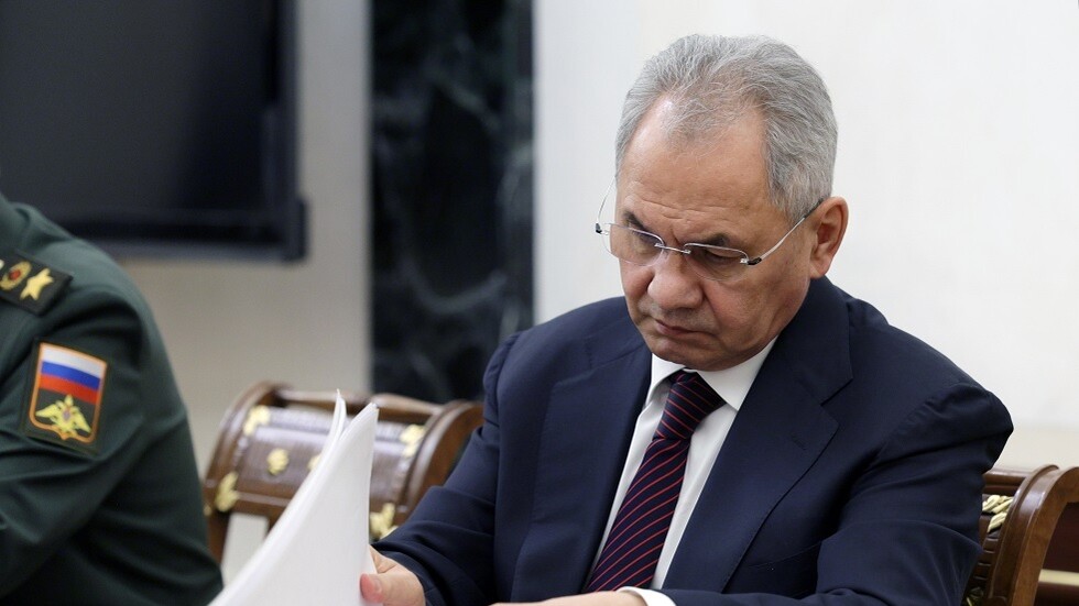 شويغو يؤكد الاستعداد للمساعدة في تحديد أسباب تحطم مروحية رئيسي