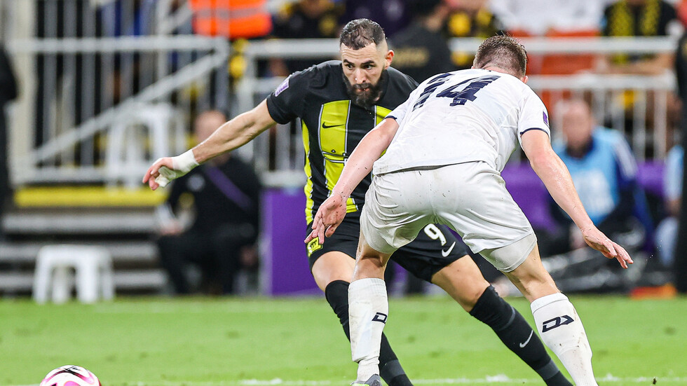 أول رد من شقيق بنزيما بعد تسريبات 