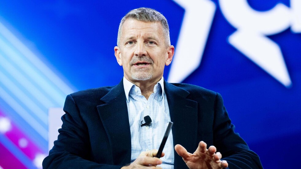 مؤسس "بلاك ووتر": توريدات الأسلحة الأمريكية لأوكرانيا لن تغير الوضع في ميدان القتال