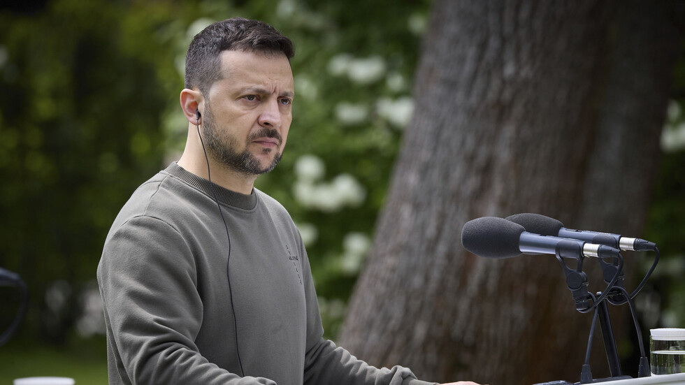 صحيفة: كييف قلصت عدد بنود "صيغة زيلينسكي" من 10 إلى 3