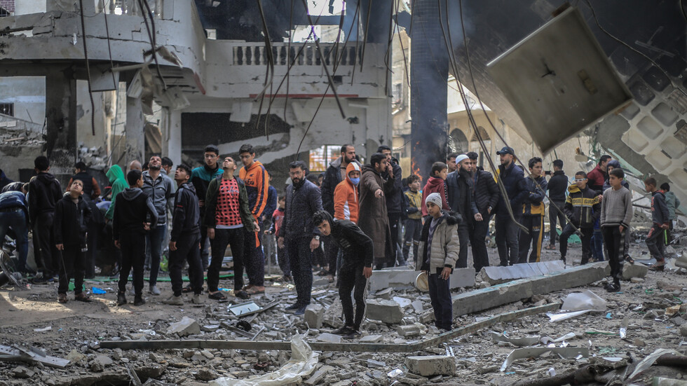 مقتل ضباط وعنصرين في الشرطة الفلسطينية في غزة بضربة جوية إسرائيلية