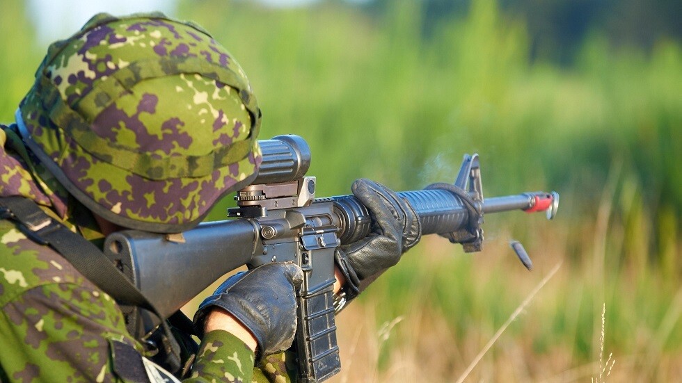 عيوب بنادق"C7A1" الكندية التي تستخدمها القوات الأوكرانية