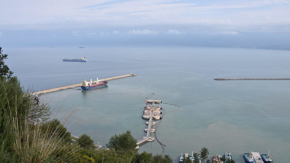 القضاء الجزائري يكشف تفاصيل صادمة عن "ملف الفساد" في قطاع النقل البحري