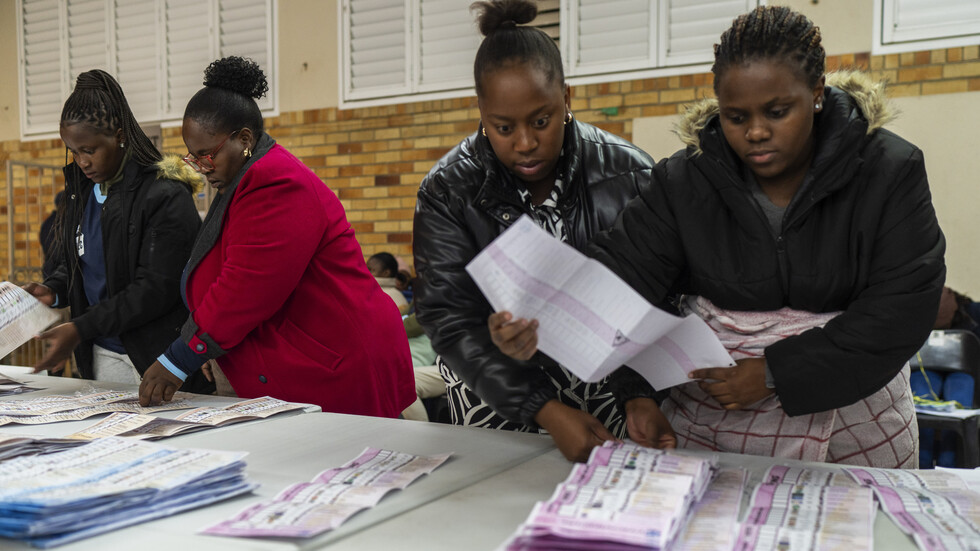 جنوب إفريقيا.. النتائج الأولية للانتخابات تكشف حصول الحزب الحاكم على أقل من 50 % من الأصوات