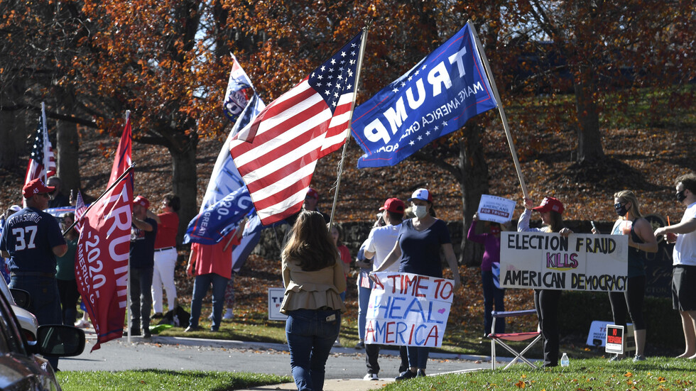 بعد قضية "الممثلة الإباحية".. بايدن يكشف عن "طريقة وحيدة" لهزيمة ترامب!