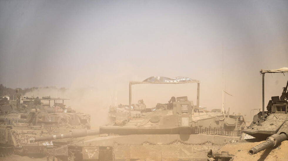 لأول مرة.. الجيش الإسرائيلي يقول إنه يجري "عملية دقيقة" في وسط رفح (فيديو)