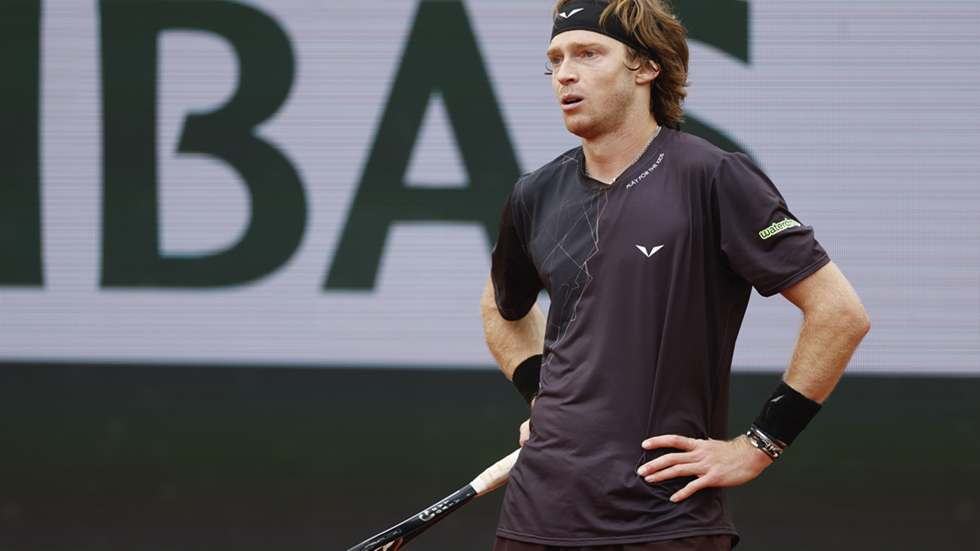 خروج مفاجئ للروسي روبليف من بطولة "رولان غاروس"