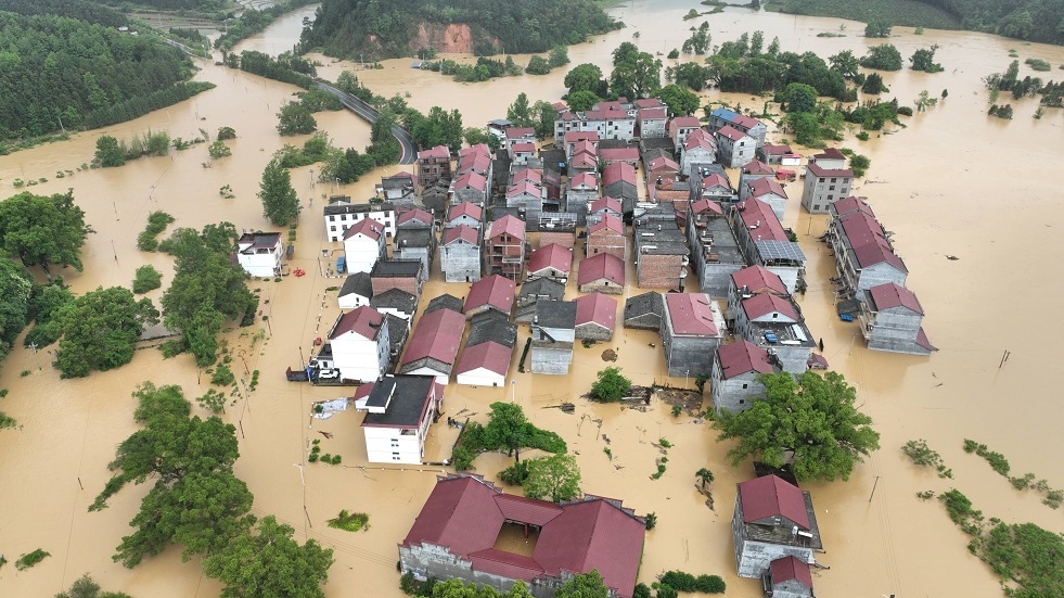 مصرع 37 شخصا في أسوأ فيضانات يشهدها جنوب البرازيل منذ 80 عاما