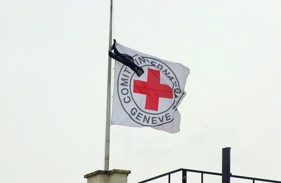 علم الجنة الدولية للصليب الأحمر