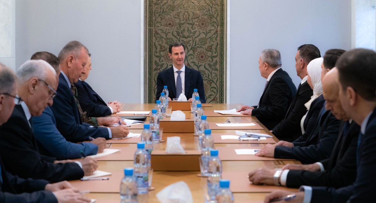 الرئيس السوري بشار الأسد يترأس اجتماعا للقيادة المركزية الجديدة لحزب البعث العربي الاشتراكي.