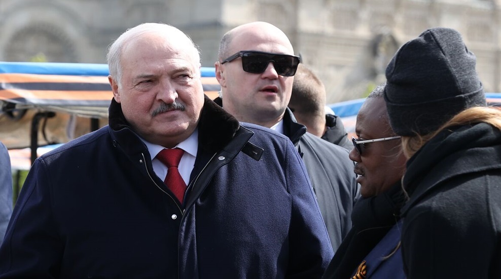 لوكاشينكو يطلب من قوات الأمن البيلاروسية ضمان سلامة القاضي البولندي