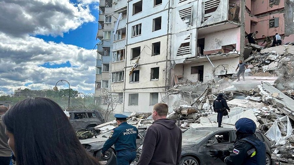 من مشاعد الدمار التي لحقت ببيلغورود جراء القصف الأوكراني الأخير - صورة تعبيرية