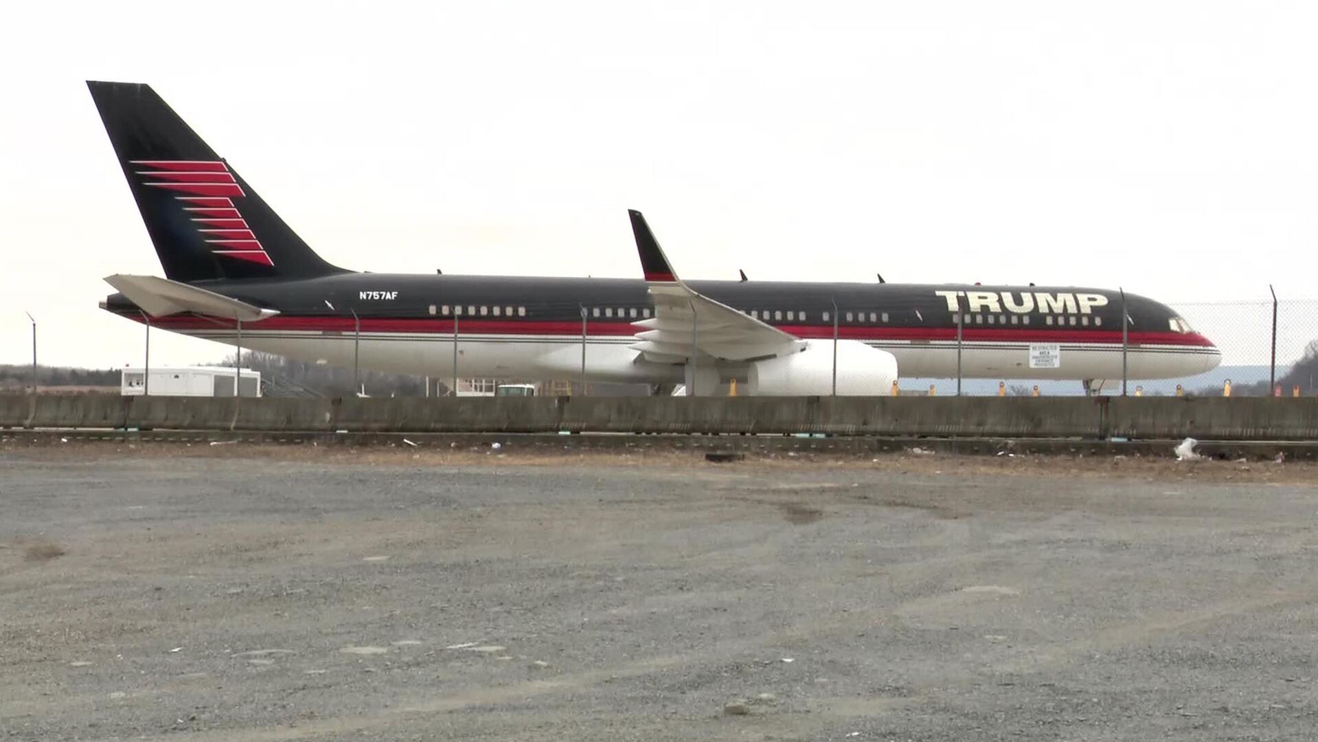 الطائرة الخاصة بالرئيس الأمريكي السابق دونالد ترامب