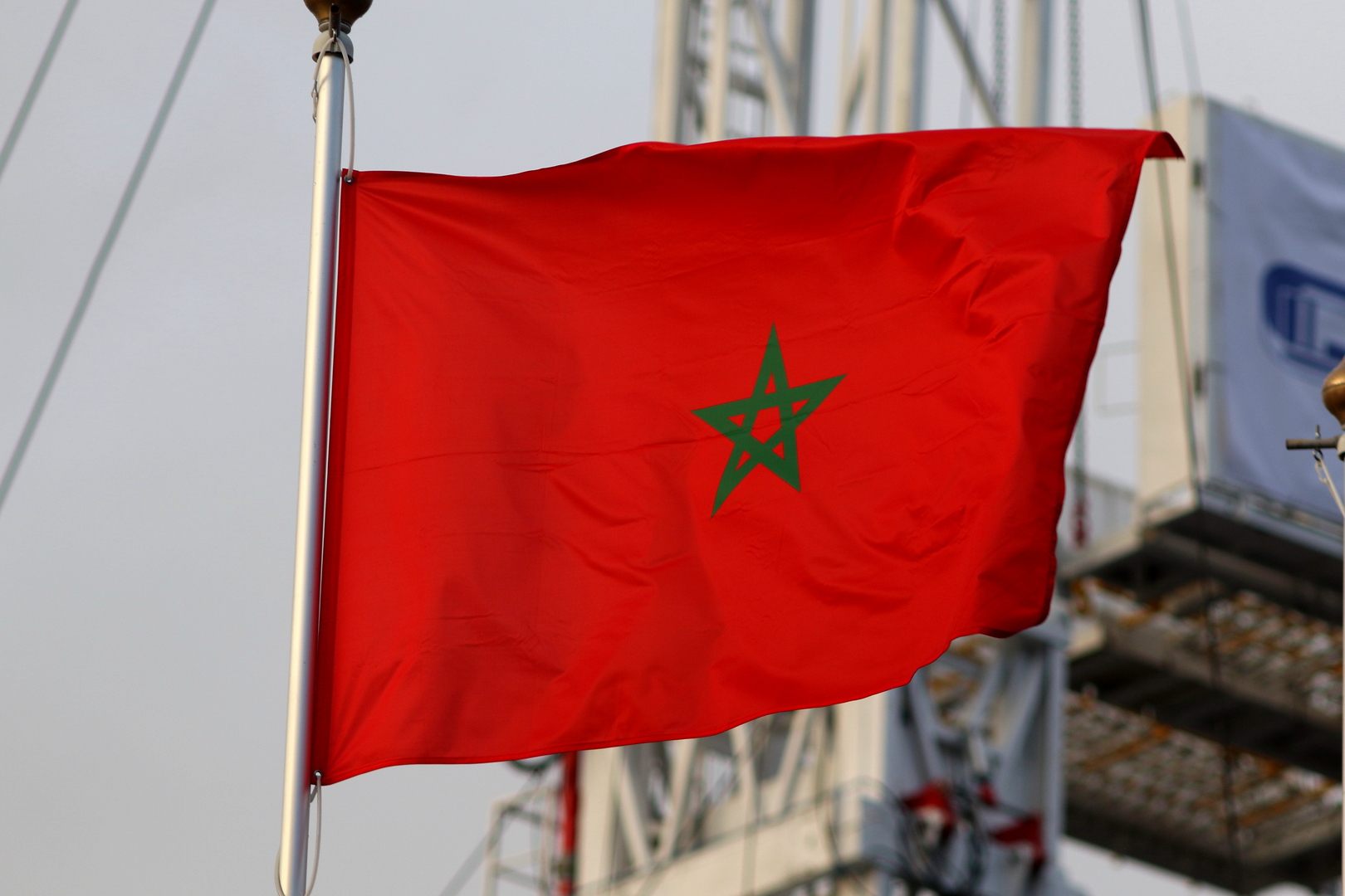 المغرب يستعد لدخول عصر صناعة السيارات الكهربائية