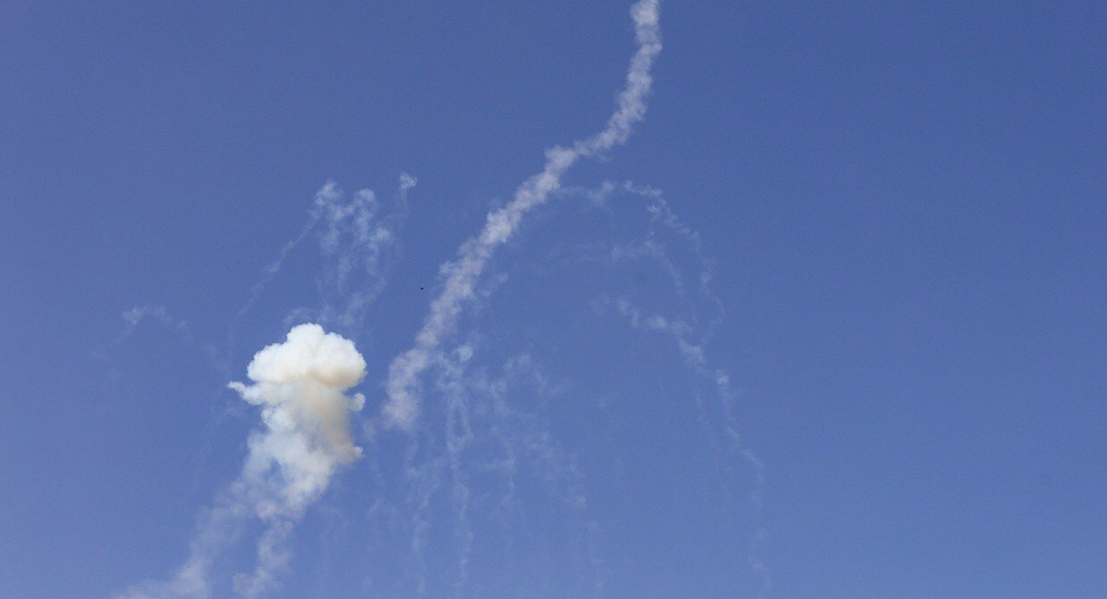 إسرائيل.. إصابة مبنى غير مأهول في سديروت بصاروخ أطلق من غزة (صور)