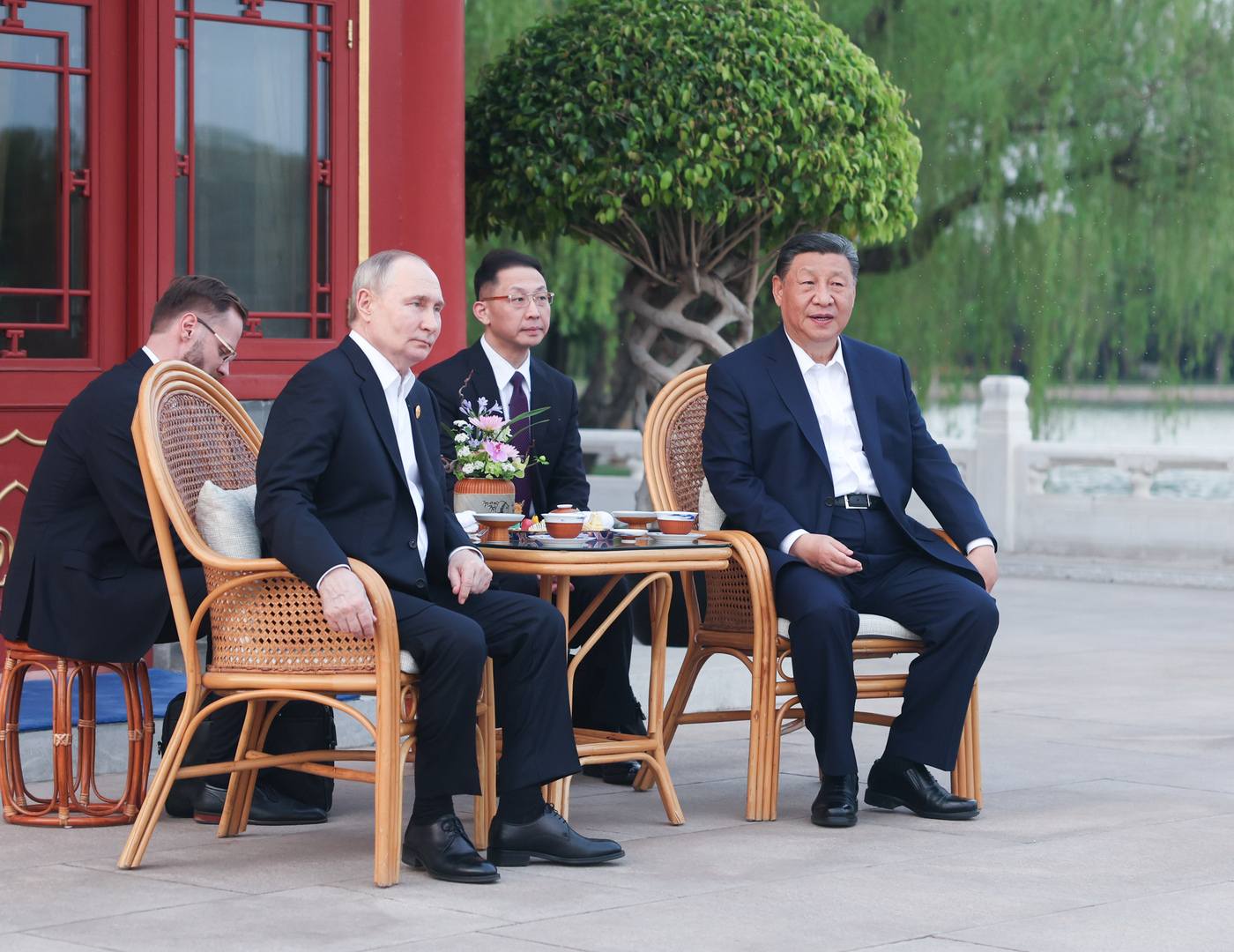 شي جين بينغ: بكين تدعم عقد مؤتمر سلام توافق عليه موسكو وكييف