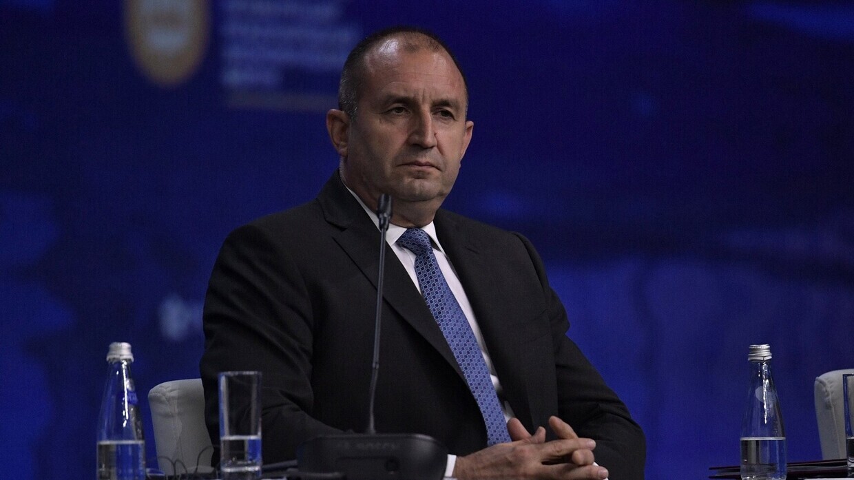 رئيس بلغاريا: من المستحيل هزيمة روسيا في النزاع الأوكراني