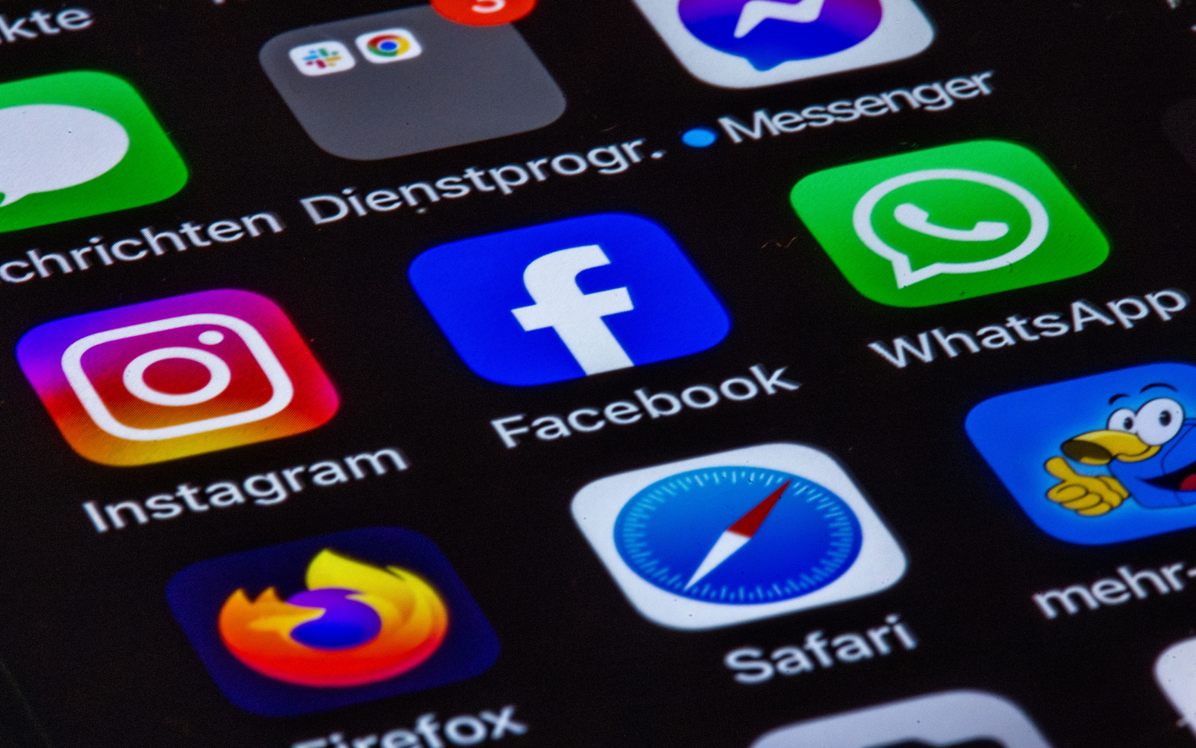 وزارة التعليم المصرية ترد على أنباء تداول أسئلة امتحانات الشهادة الإعدادية وزارة التعليم المصرية ترد على أنباء تداول أسئلة امتحانات الشهادة الإعدادية