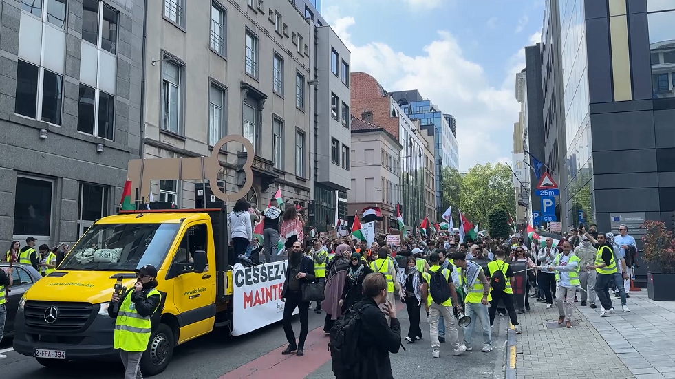 مظاهرة حاشدة في العاصمة البلجيكية بروكسل دعما لفلسطين (فيديو)