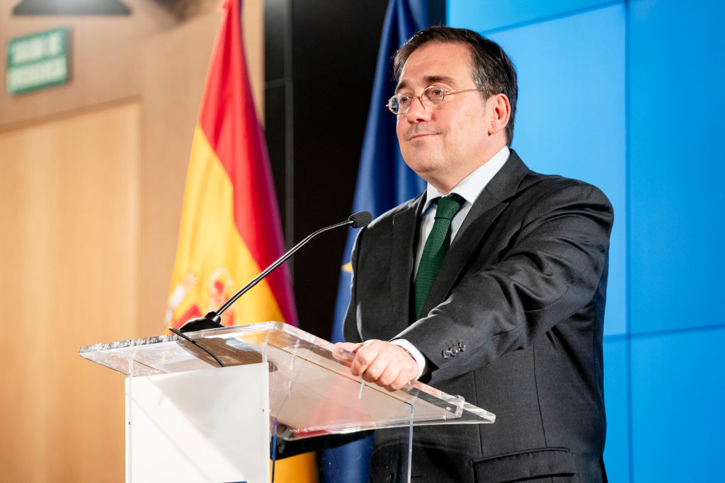 وزير الخارجية الإسباني خوسيه مانويل ألباريس