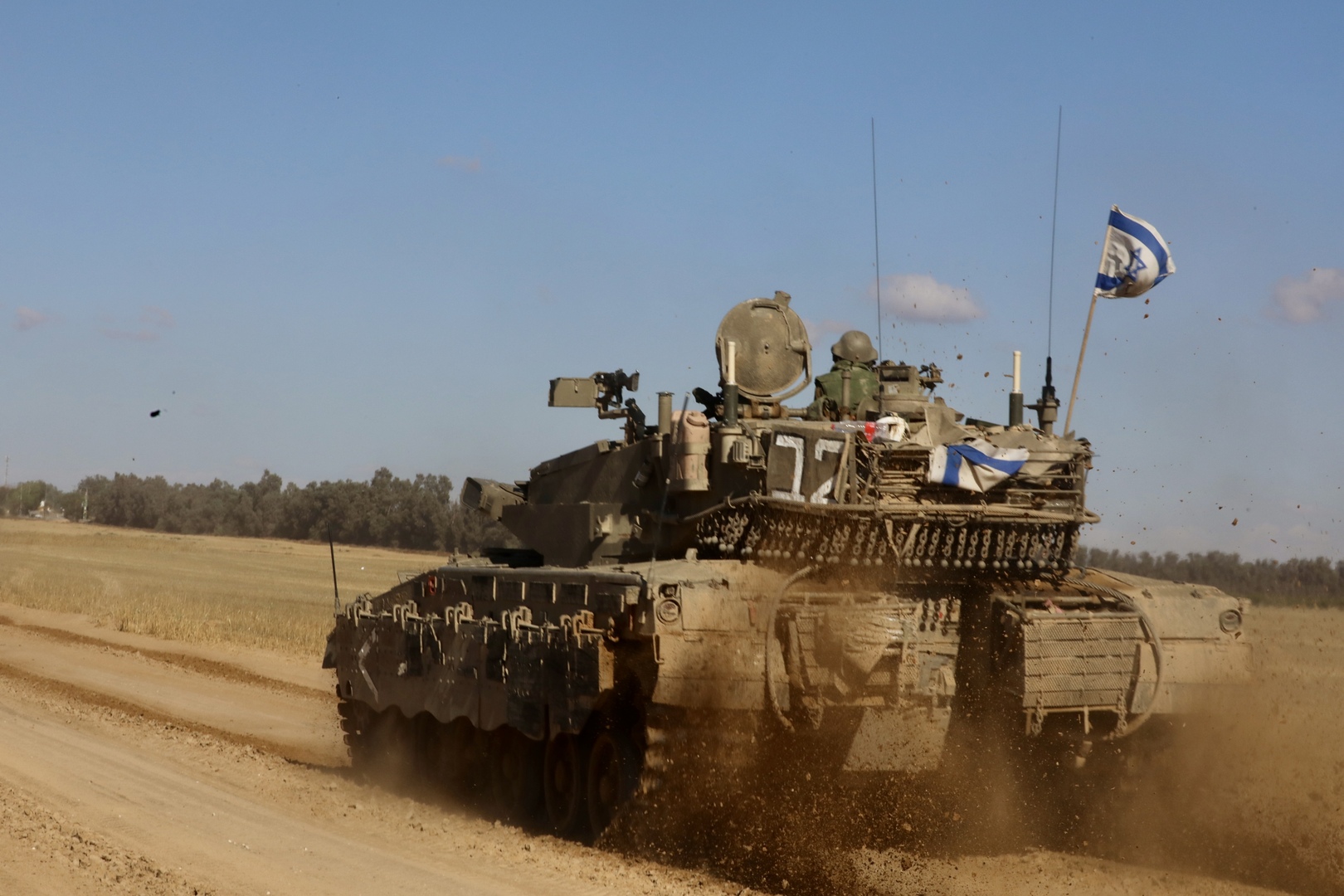 الجيش الإسرائيلي يتقدم في محور فيلادلفيا
