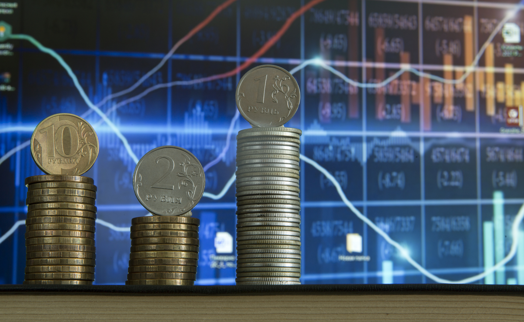 في بورصة موسكو.. الدولار يتراجع إلى أدنى مستوى في 4 أشهر