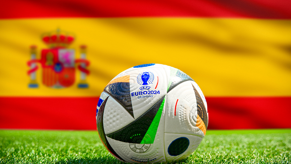 دي لافوينتي يعلن قائمة منتخب إسبانيا لكأس أوروبا