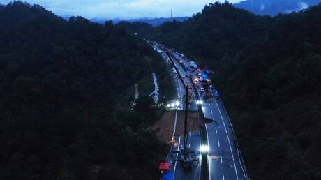 ارتفاع حصيلة ضحايا انهيار طريق سريع جنوب الصين إلى 48 شخصا