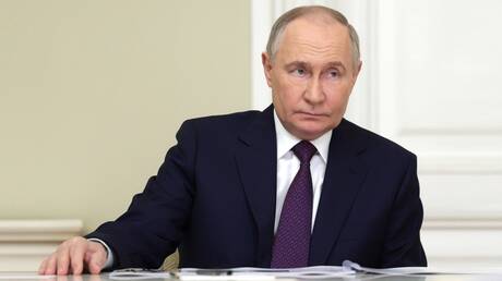 "إذا اضطررت للعراك عليك أن تضرب أولا".. كيف غير بوتين وجه روسيا؟