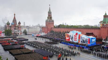 روسيا تحيي الذكرى الـ79 للنصر على النازية بعرض عسكري في الساحة الحمراء (فيديوهات)