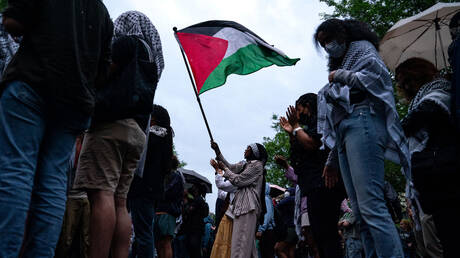 استطلاع رأي يصدم إسرائيل.. الطلاب الأمريكيون يؤيدون المحتجين ودعم لحماس ورفض حق إسرائيل بالوجود
