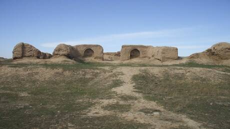 طاجيكستان.. العثور على أطلال قصر قديم وتحف تعود إلى القرنين السادس والثامن