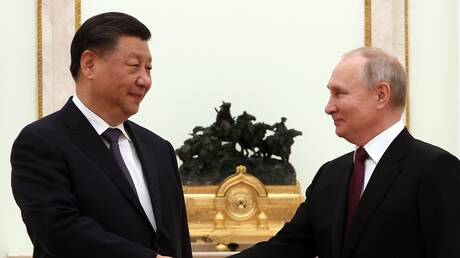 خبير: العلاقة الودية بين بوتين وشي جين بينغ تمثل كابوسا استراتيجيا لواشنطن