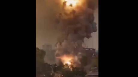 انفجار  في مصنع للألعاب النارية جنوب الهند (فيديو)