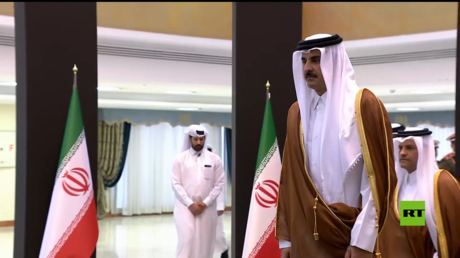 أمير قطر يحضر مراسم تأبين الرئيس الإيراني