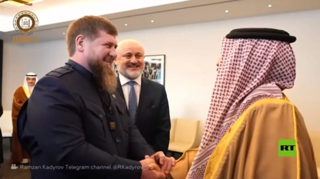 قديروف يلتقى ملك البحرين في موسكو