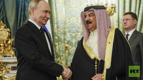 الرئيس بوتين يقدم هدية فاخرة ومميزة لملك البحرين