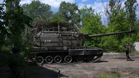 استسلام 73 عسكريا أوكرانيا في قرية بيريستوفويه في خاركوف