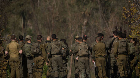 قوات الجيش الإسرائيلي على الحدود مع لبنان.