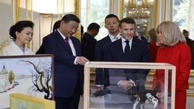 دبلوماسية الكونياك... ماكرون يهدي الرئيس الصيني مشروبا مميزا