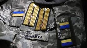 نيويورك تايمز: عائلات العسكريين الأوكرانيين القتلى تفشل منذ أشهر بالحصول على تأكيد موتهم