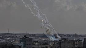 كتائب القسام تقصف مدينة بئر السبع برشقة صاروخية