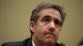 محامي ترامب السابق يعترف بأنه كذب لصالحه